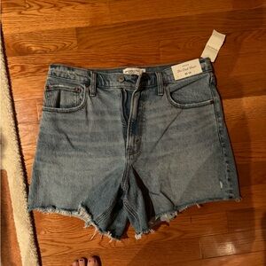 Abercrombie curve love denim cutoffs